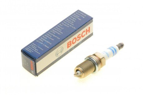 Свеча зажигания BOSCH 0 242 235 749 (фото 1)