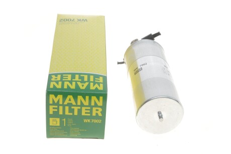 Фільтр паливний -FILTER MANN WK 7002