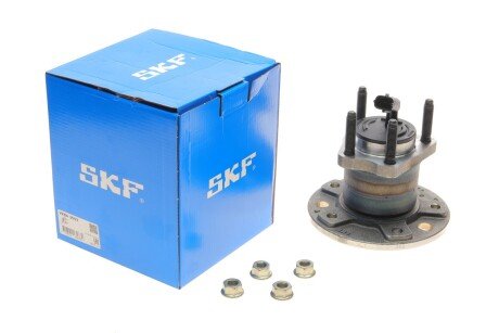 Підшипник маточини (комплект) SKF VKBA 3653