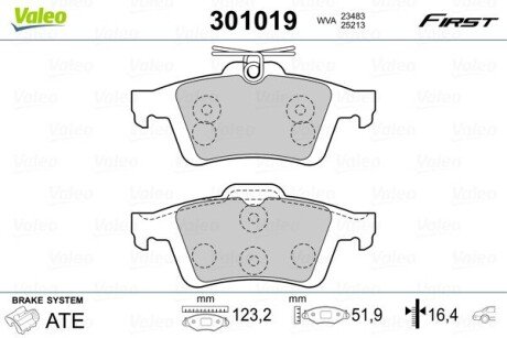 Гальмівні колодки дискові FORD/VOLVO C-Max/Focus/C30/C70/S40/V40/V50 "1,0-2,5 "R "03>> Valeo 301019