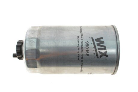 Фільтр паливний WIX WIX FILTERS 95016E